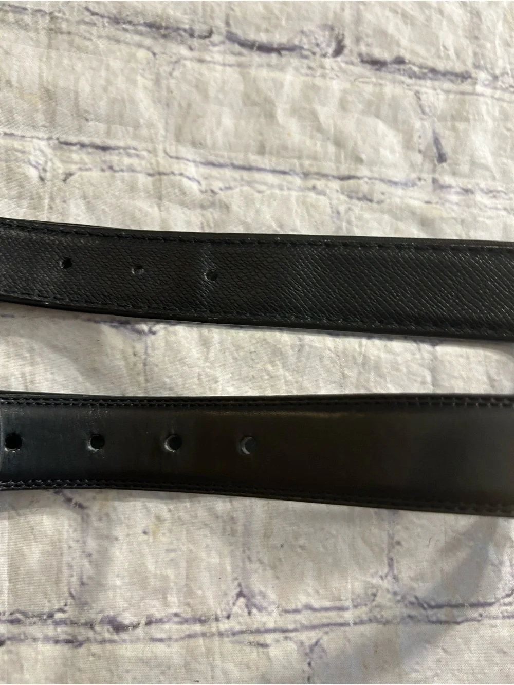 VINTAGE LOT OF (2) BLACK BELTS GOLD TONE BUCKLE & TAIWAN MADE LEATHER SILVER 40